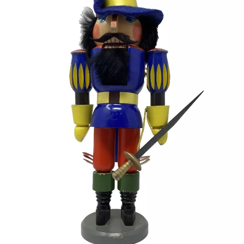 VTG ERZGEBIRGE GERMANY HAND CRAFTED WOODEN LARGE 13" MUSKETEER NUTCRACKER